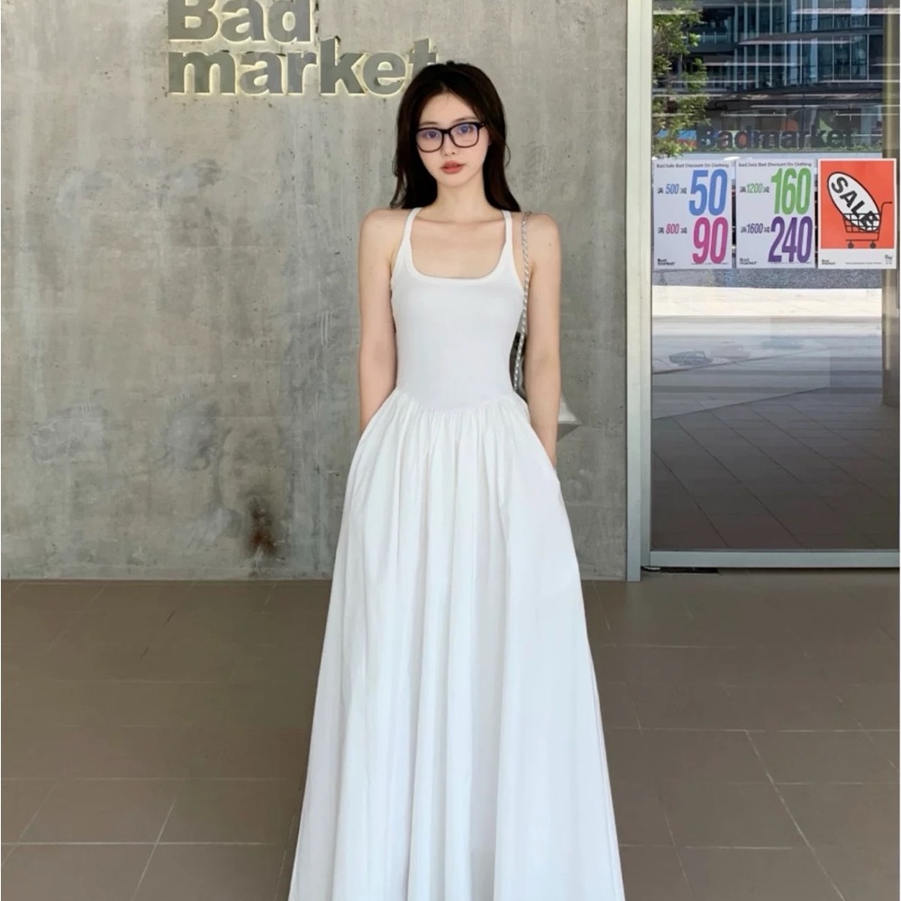 Elegant White Maxi Dress